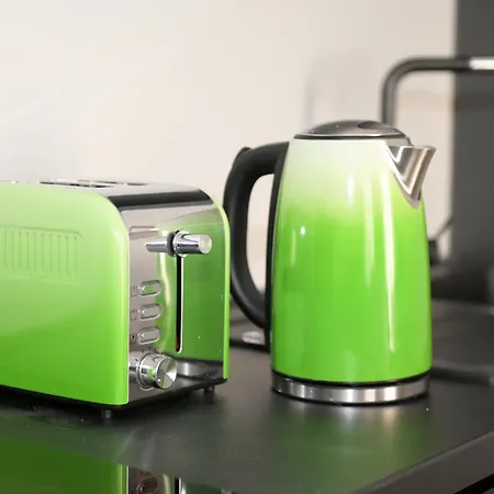 Apartment Umbrella Street Center Luxury 2 Bedroom *