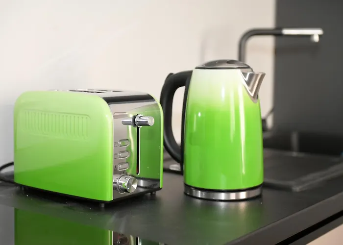 Apartment Umbrella Street Center Luxury 2 Bedroom *