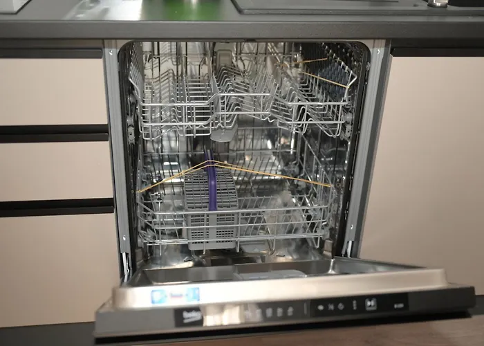 Umbrella Street Center Luxury 2 Bedroom 아파트 부쿠레슈티