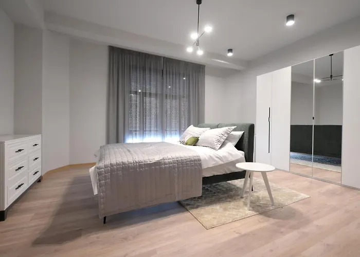 Apartmán Umbrella Street Center Luxury 2 Bedroom